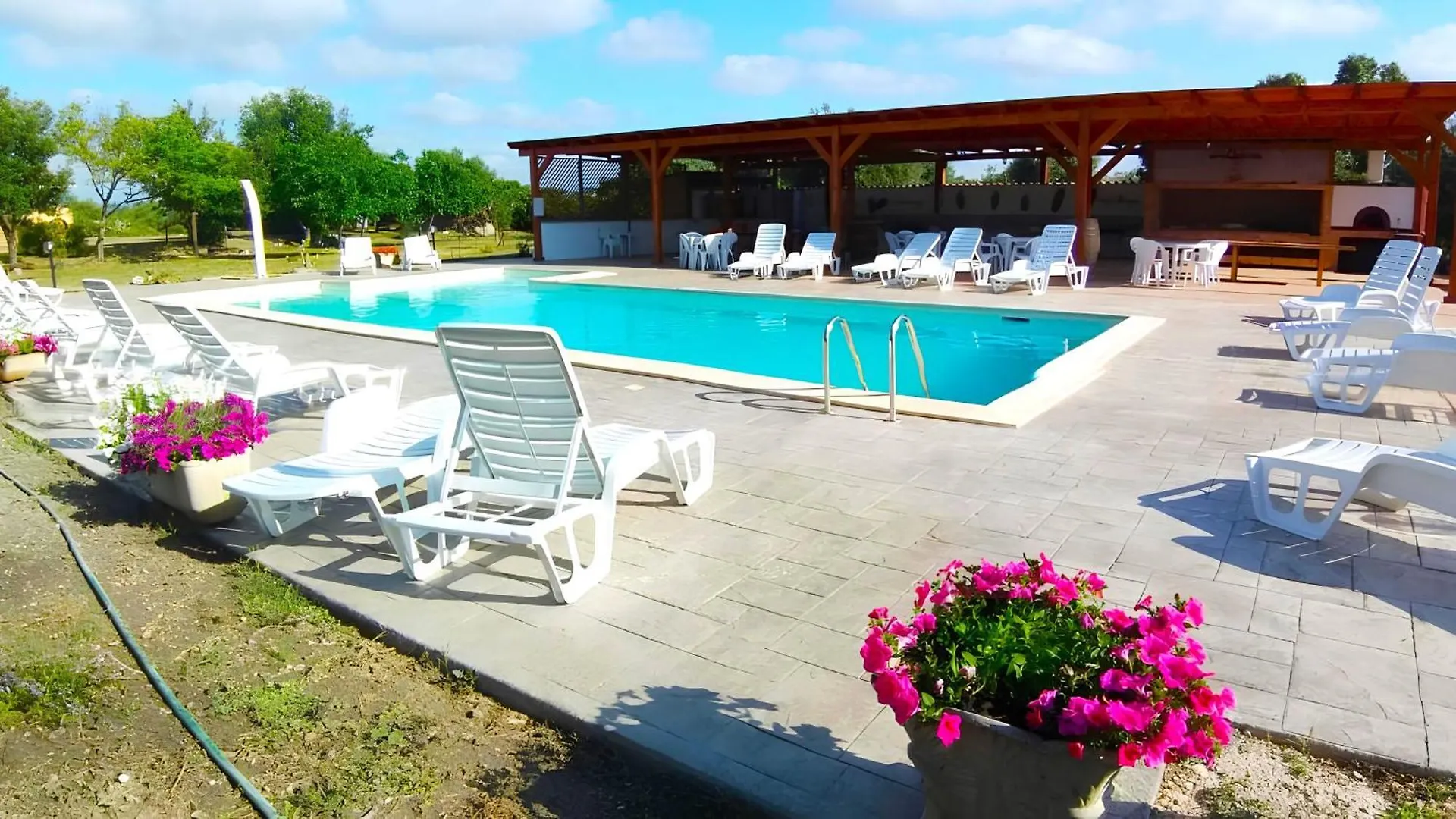 Welcomely - Villa Pala Venalza Olmedo Italy