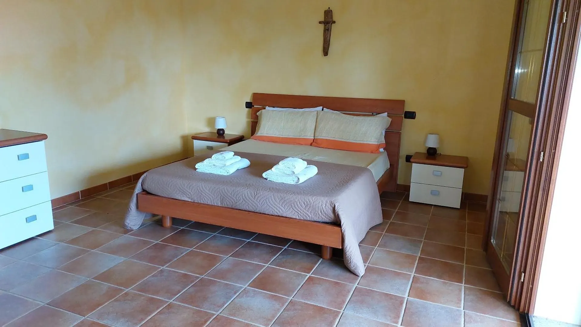 Welcomely - Villa Pala Venalza Olmedo Apartment